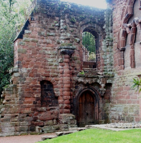 Click to see next photo