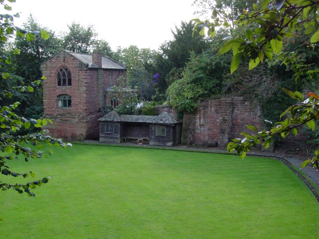 Click to see next photo