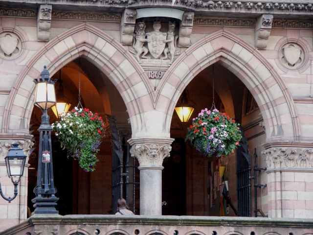 Click to see next photo