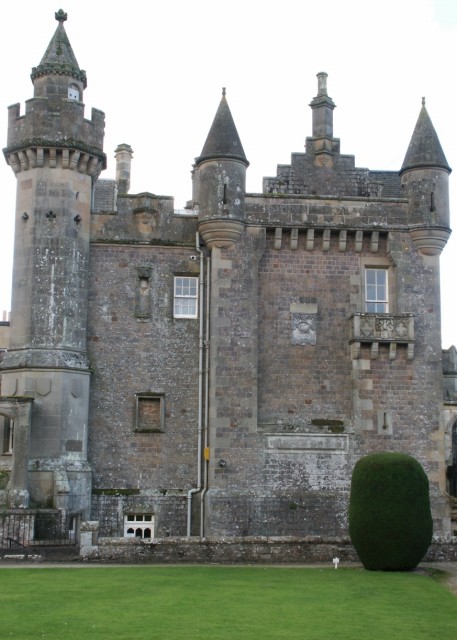 Click to see next photo