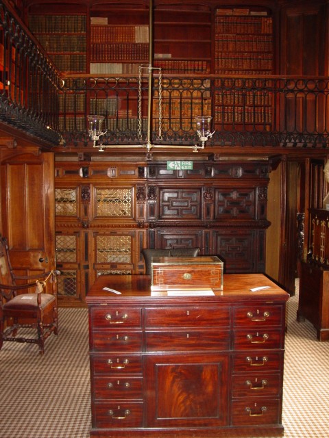 Click to see next photo