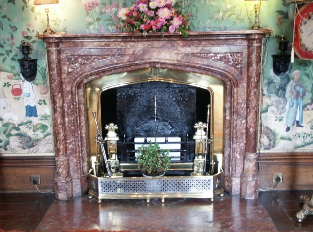 Click to see next photo