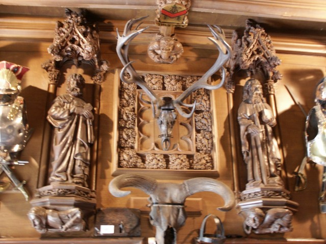 Click to see next photo