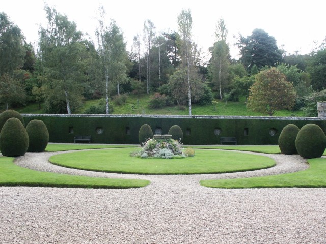 Click to see next photo