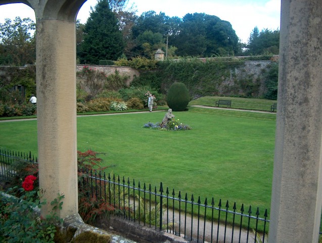 Click to see next photo