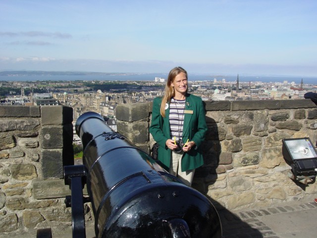 Click to see next photo