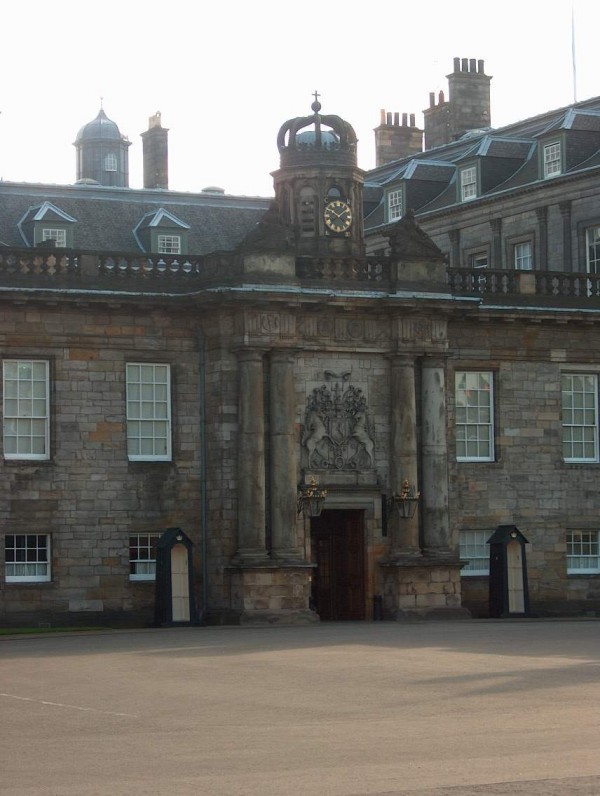 Click to see next photo