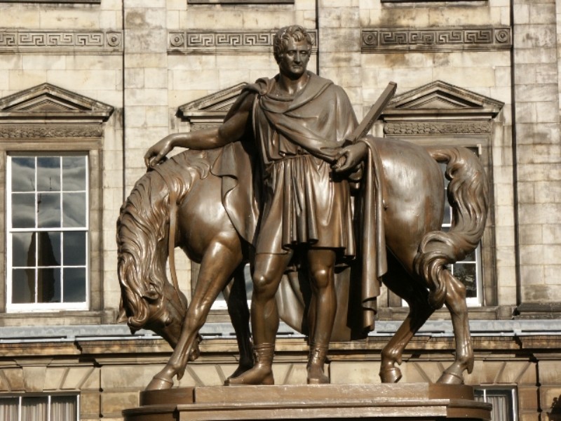 Click to see next photo