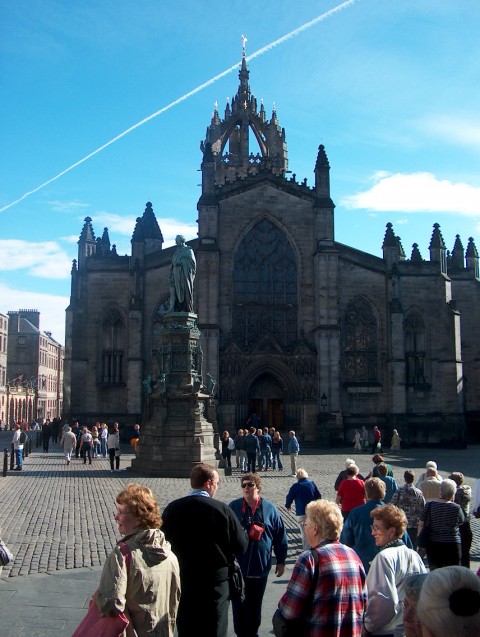 Click to see next photo