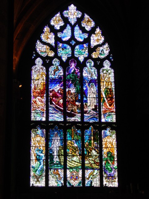 Click to see next photo