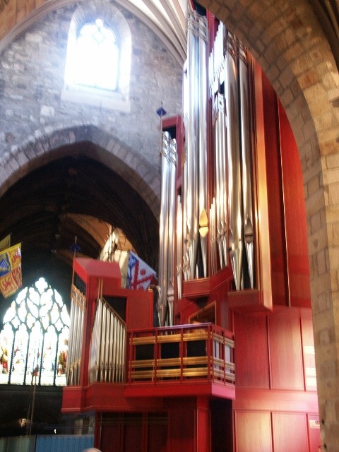 Click to see next photo