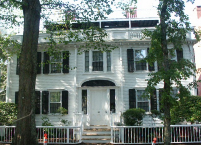 Click to see next photo