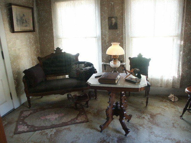 Click to see next photo